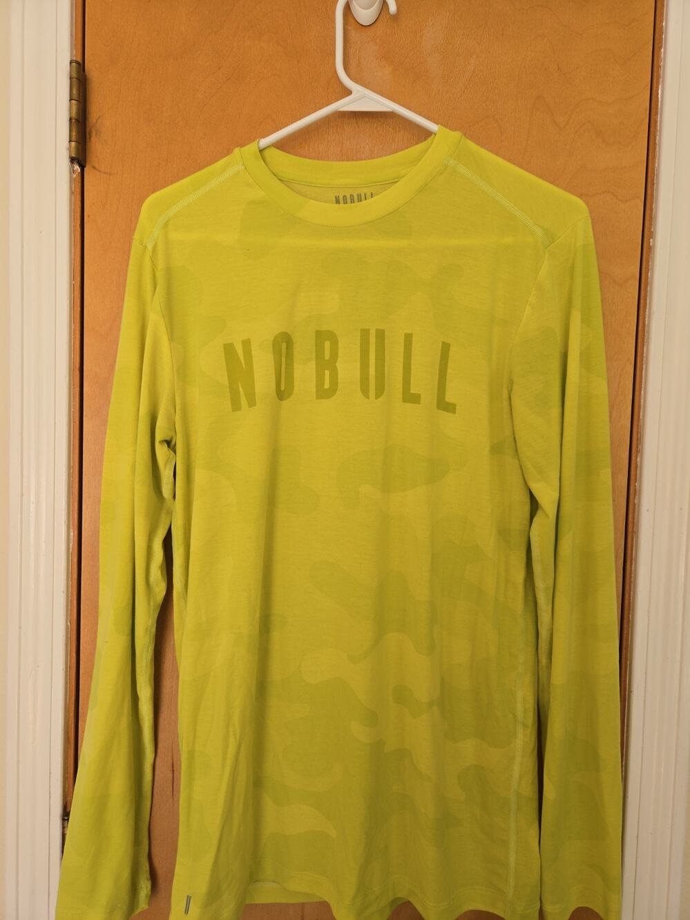Nobull Men’s Long Sleeve Fallen Rock Tee Sz M Super Soft Yellow